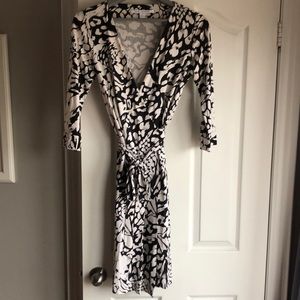 NWOT DVF 100% Silk Wrap Dress